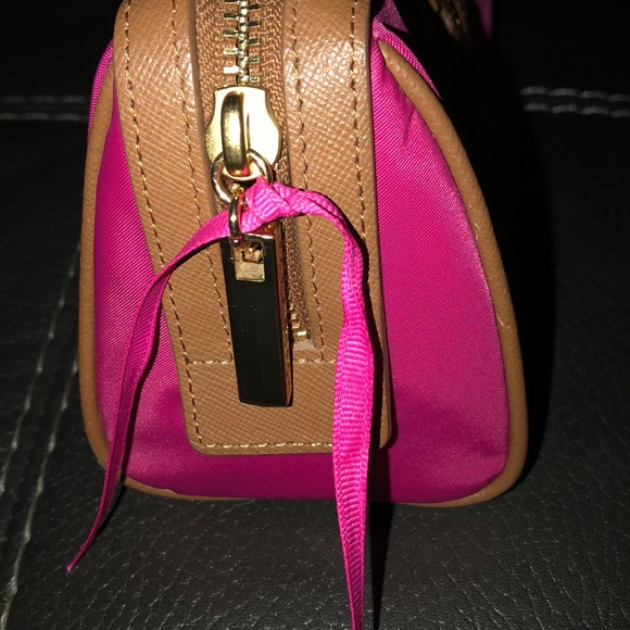Tory Burch - cosmetic bag. Pink vinyl and tan leather. - Picture 7 of 9